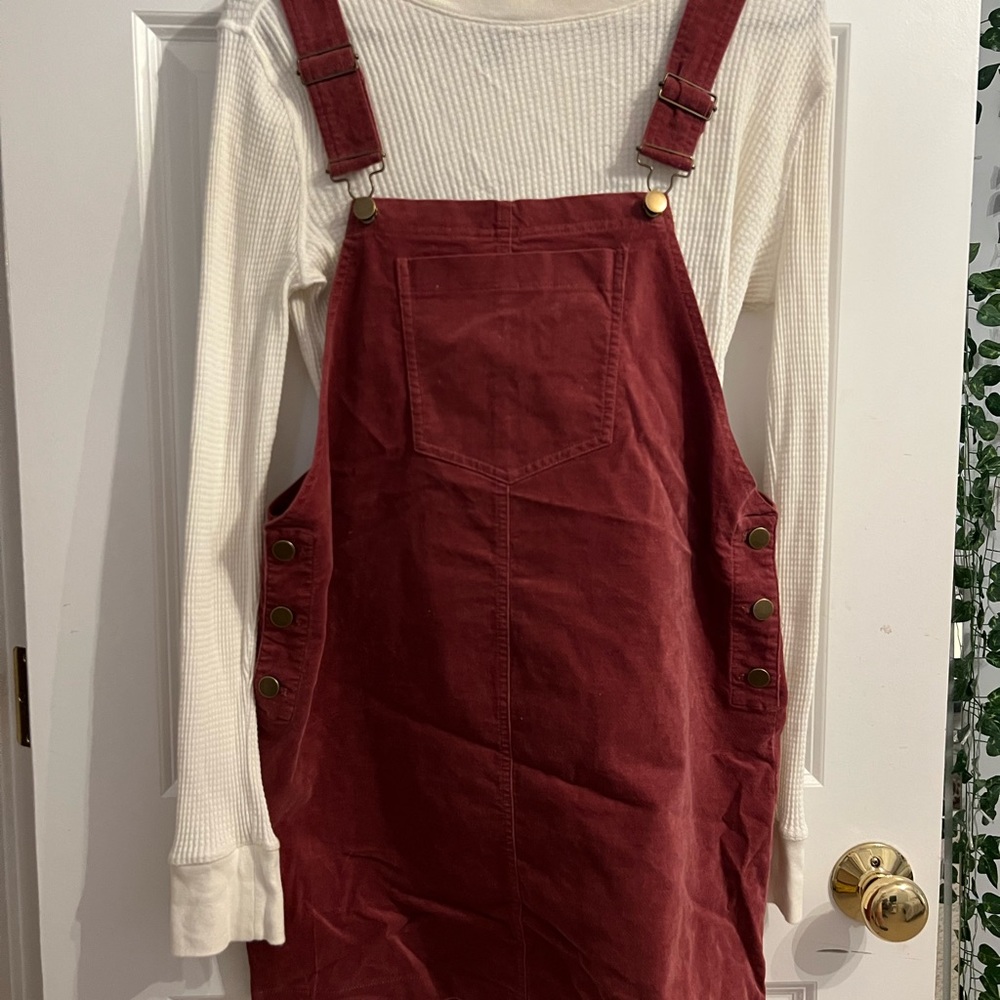 Pinkish color overall dress